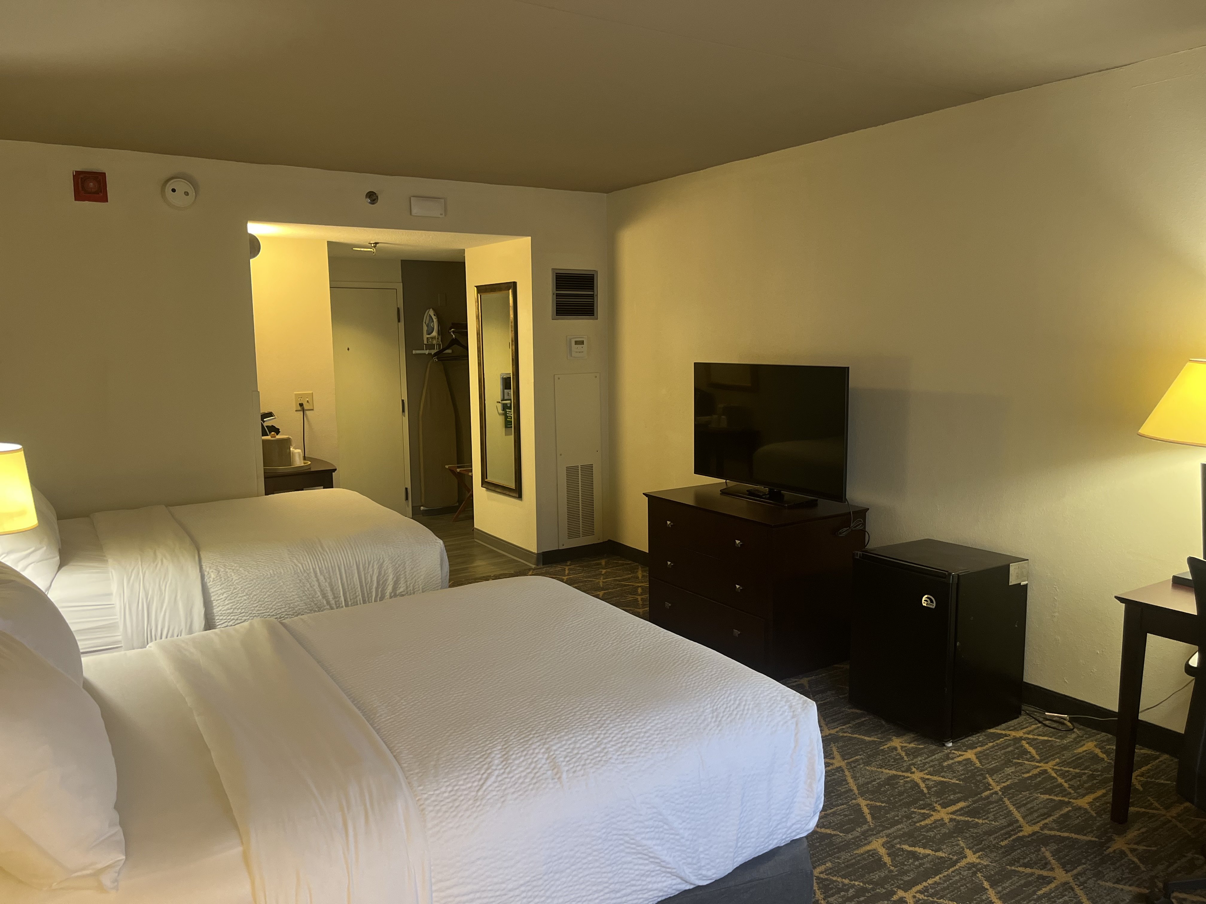 Holiday Inn Hotel And Suites Springfield I 44 27/77