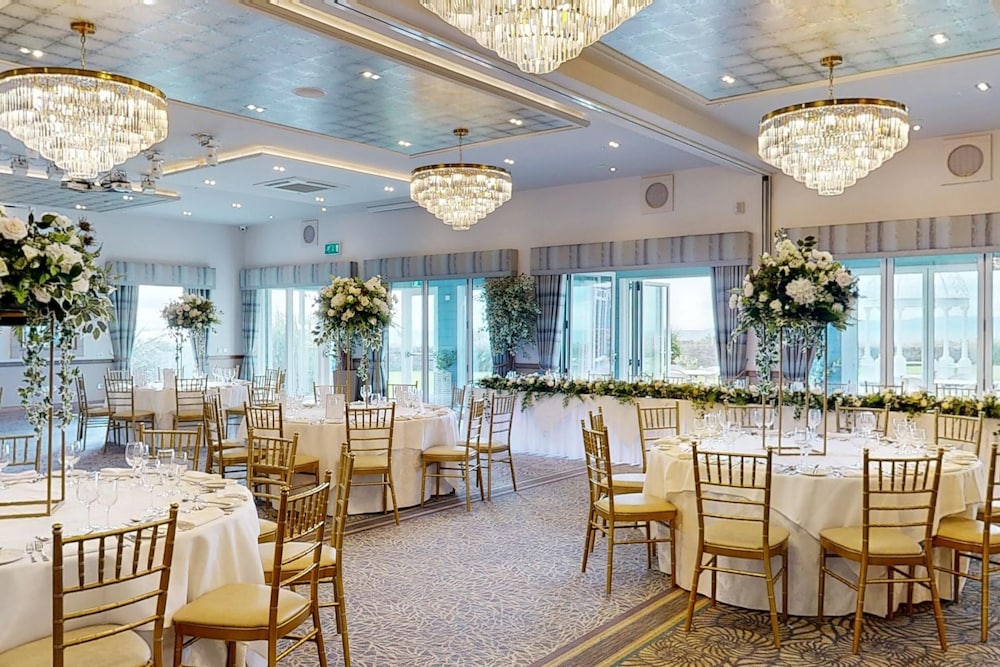 The Waterside Hotel 35/46