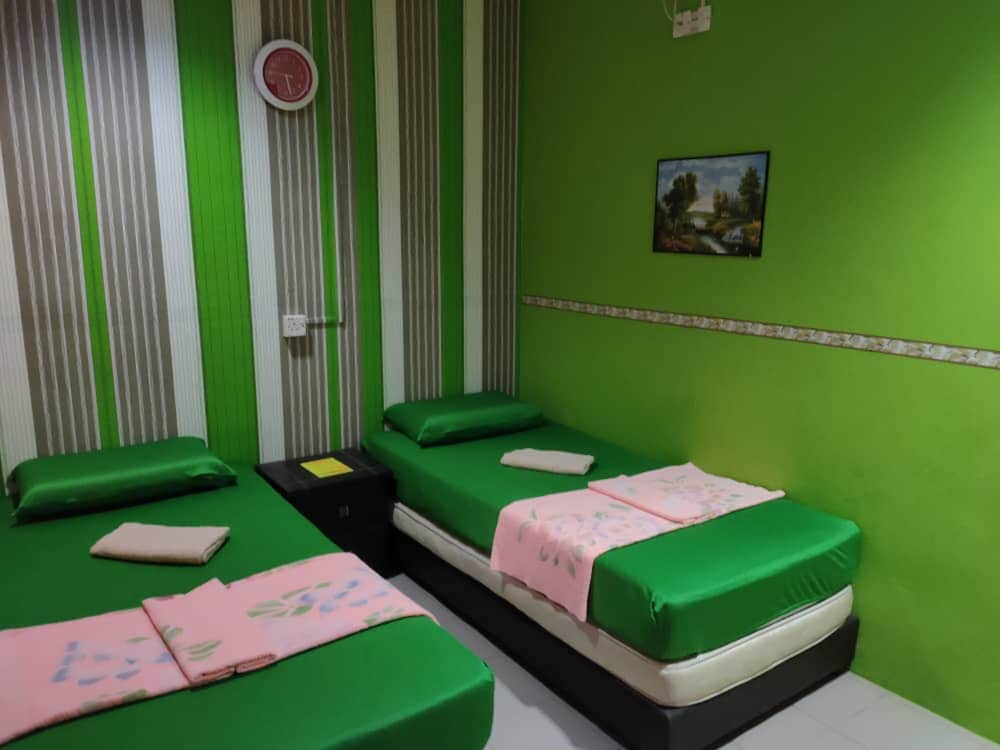 Hotel Budget Sri Bahau 8/25