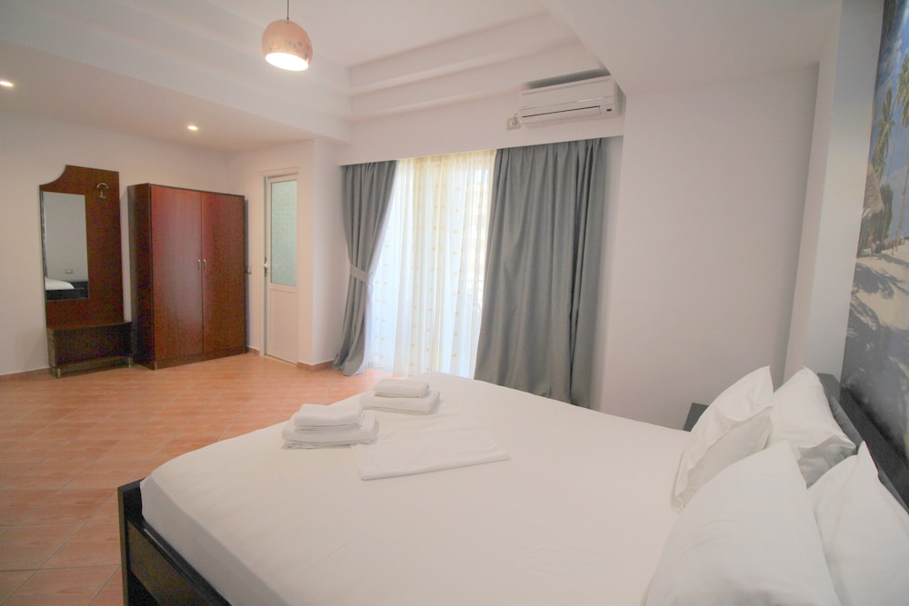 Hotel Oskar 31/60
