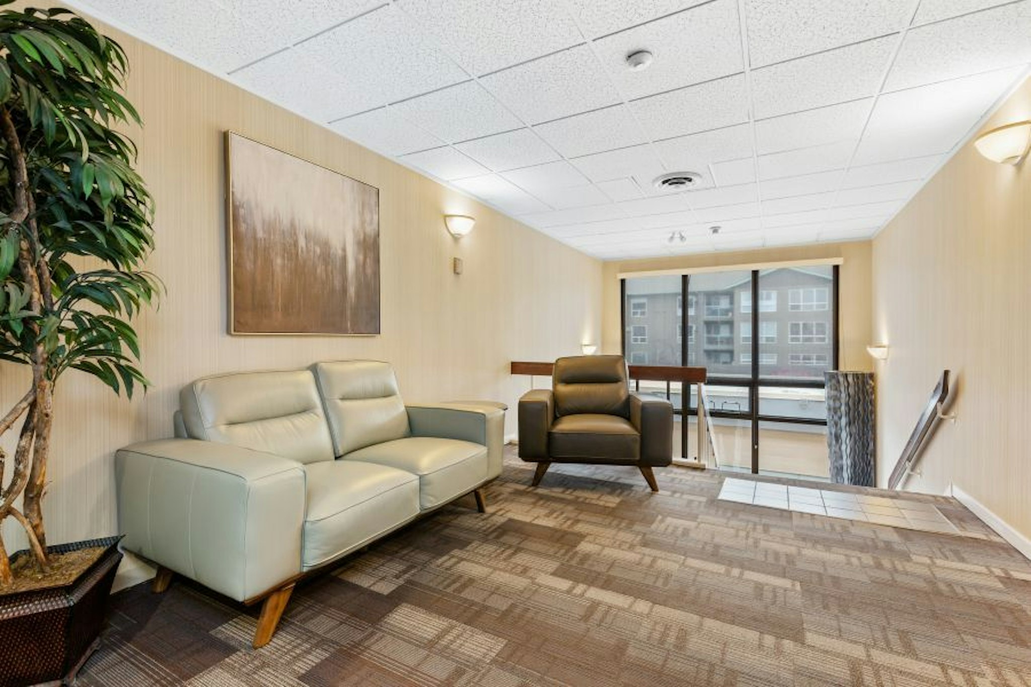 Thompson Hotel Conference Center 25/40