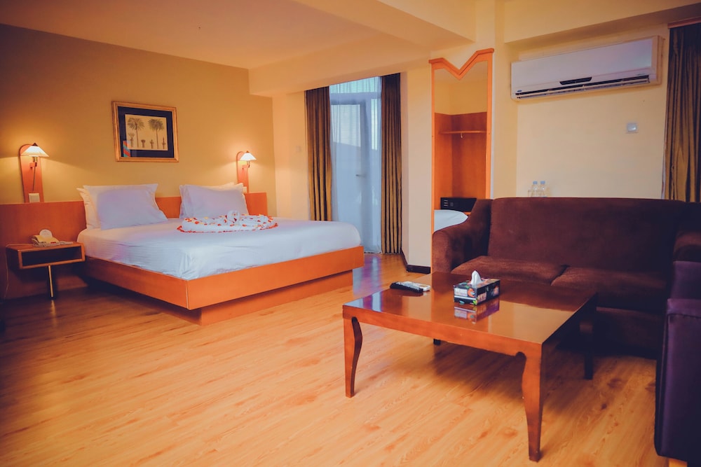 Blue Nile Resort 8/50