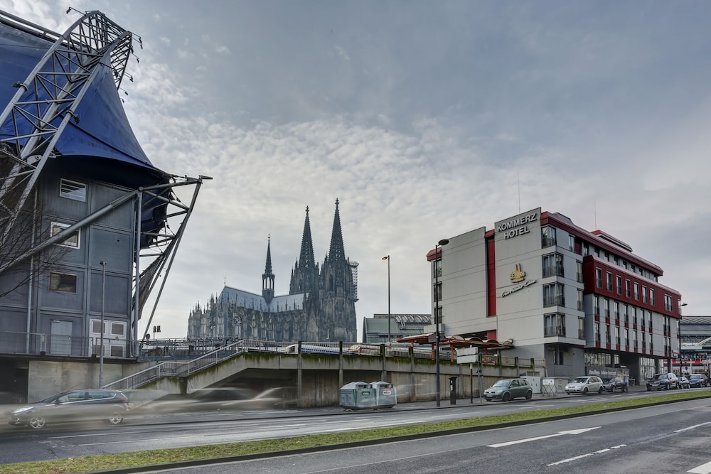 Kommerzhotel Koln 36/49
