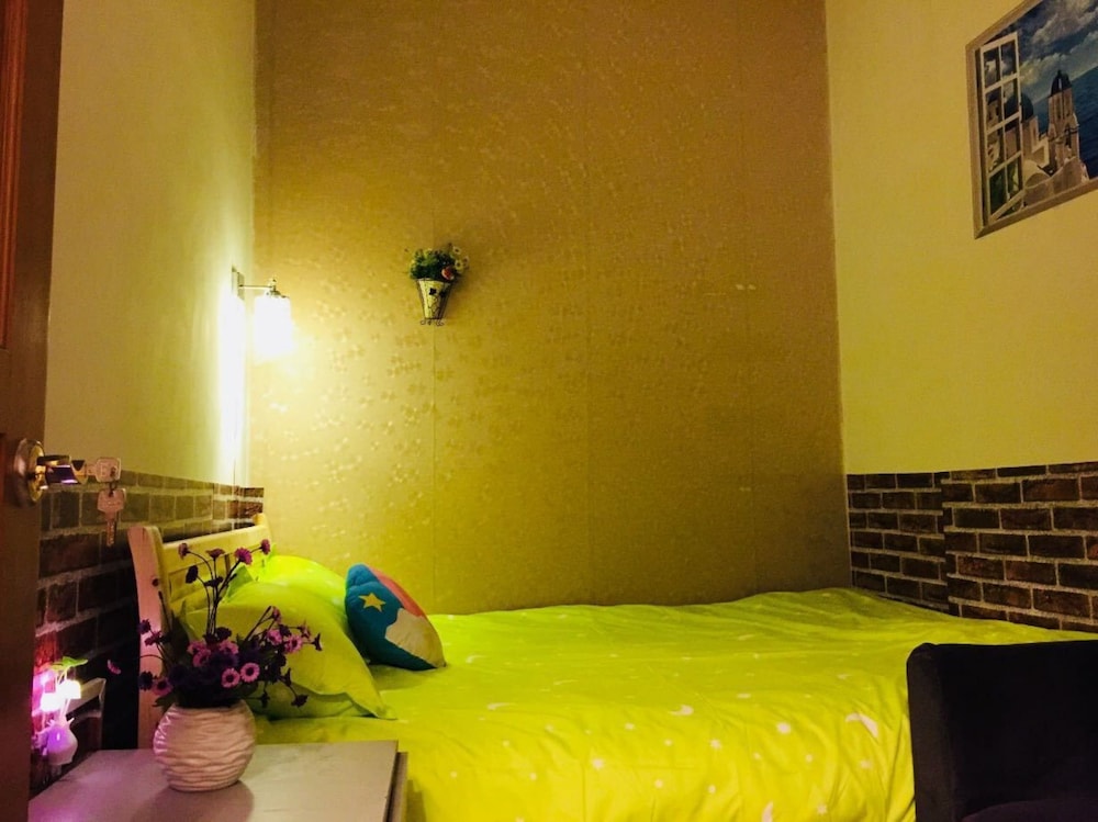 Shu Xu Internet Hostel 11/22