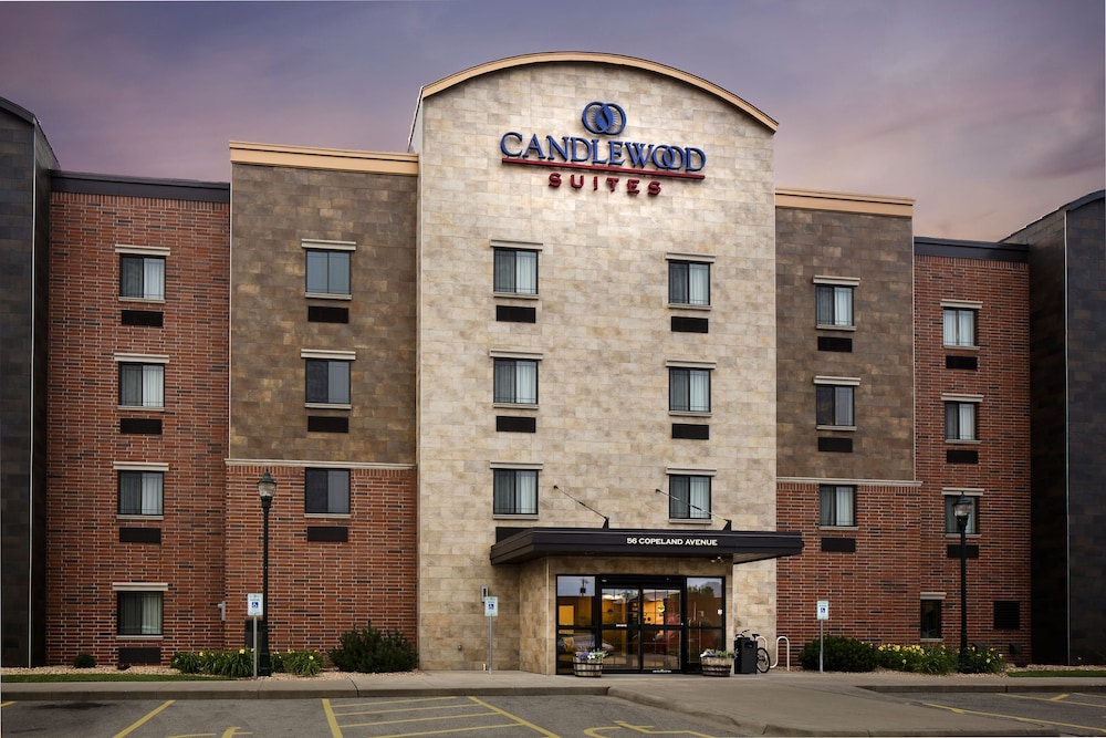 Candlewood Suites La Crosse 5/41