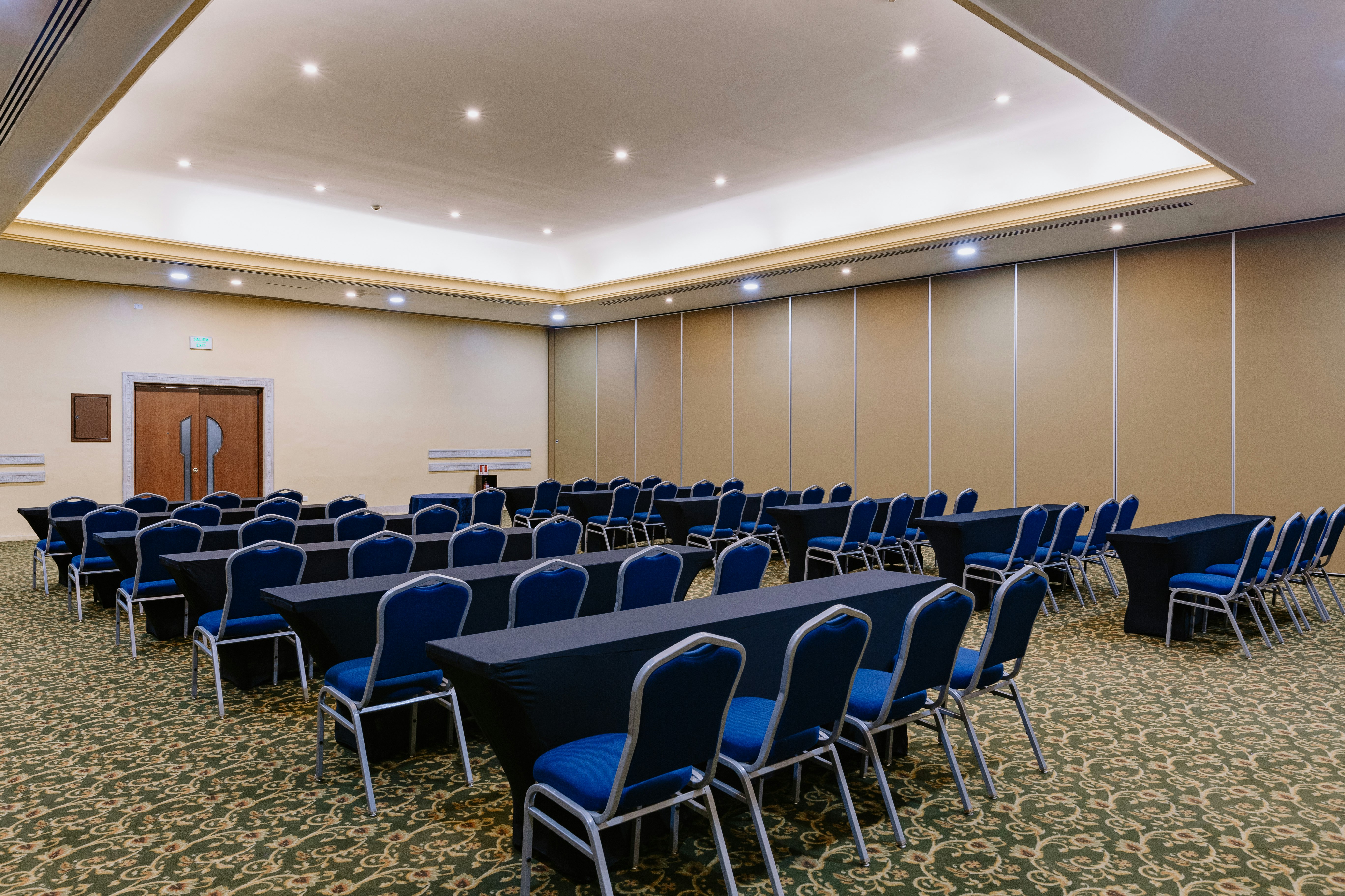 Holiday Inn Merida 57/74