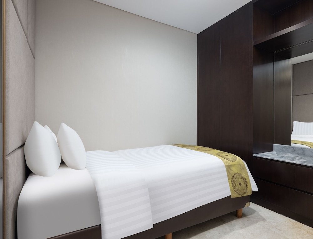 The Grove Suites by Grand Aston 16/57