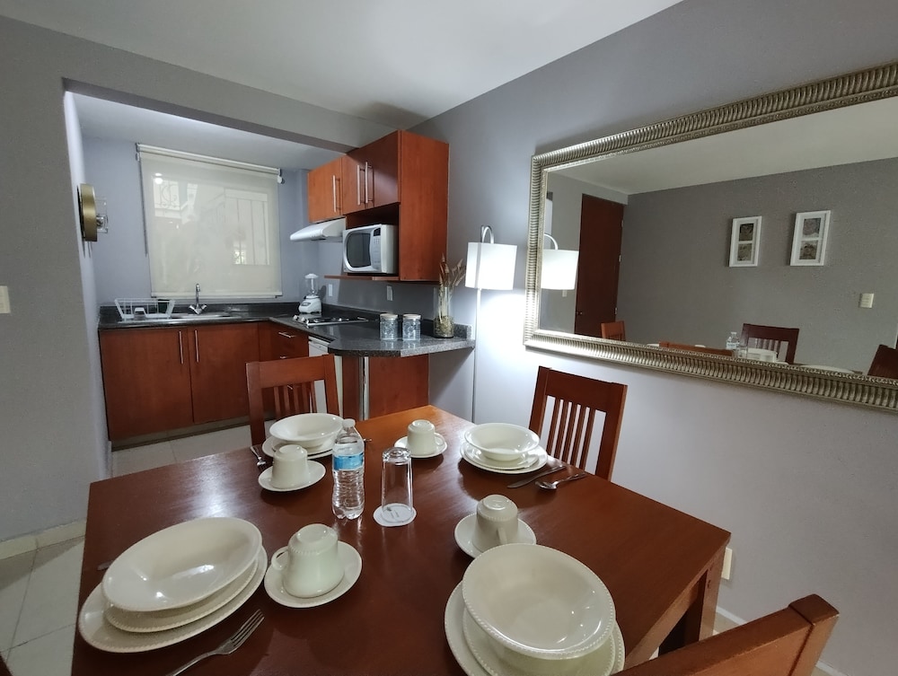 Residence L Heritage Aristoteles 140 By Bluebay Ex Suites Aristoteles 140 47/57
