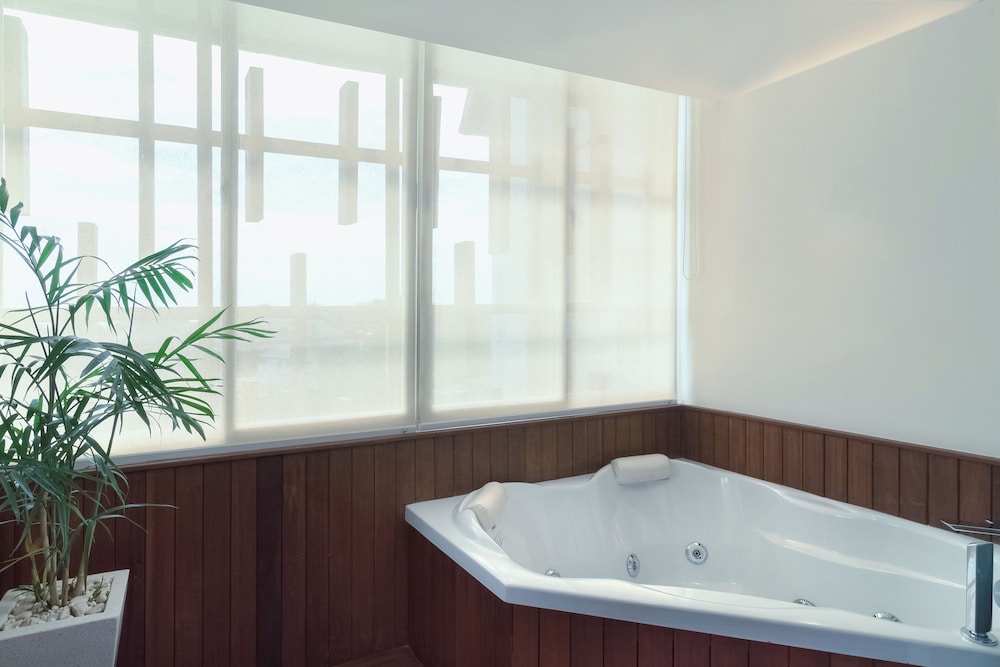 جناح تنفيذي بسرير مزدوج، Fox Hotel Jimbaran Beach Bali 5/5