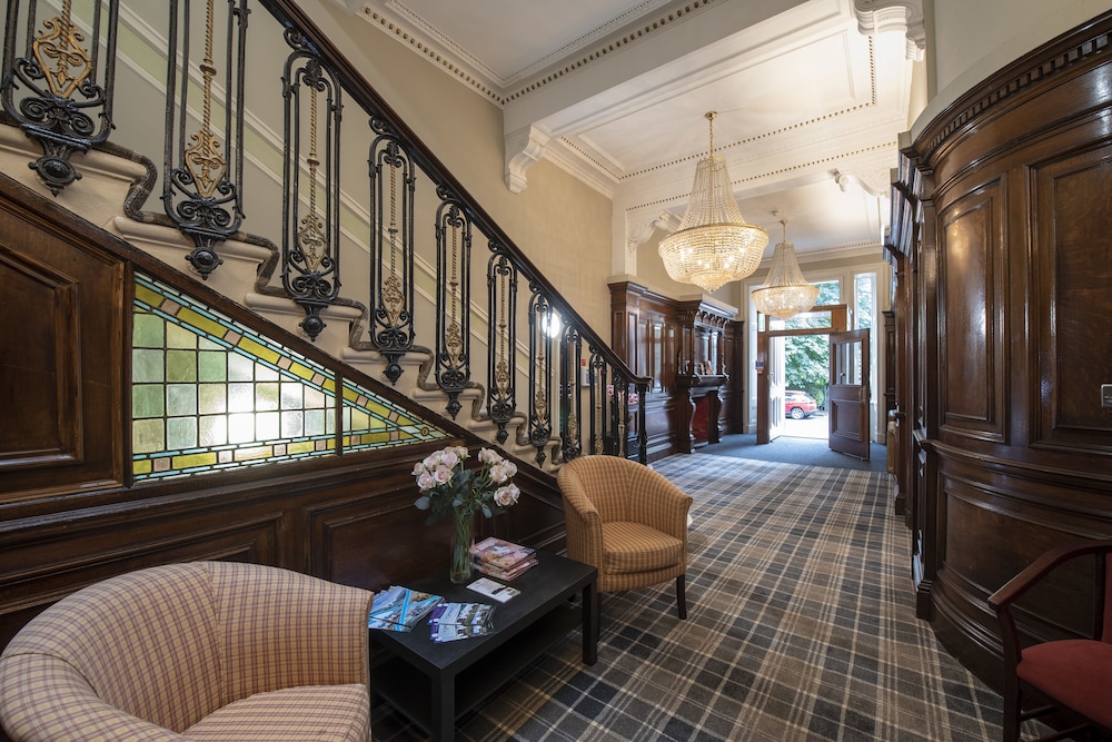 Grosvenor Suites 36/46