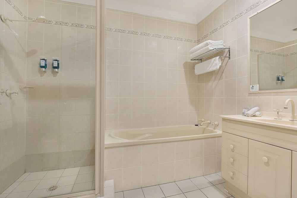 Wollongong Serviced Apartments 24/27