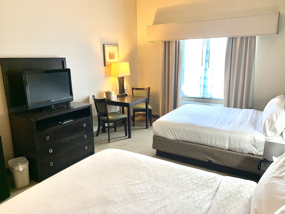 Holiday Inn Express & Suites Dewitt (Syracuse) 19/61