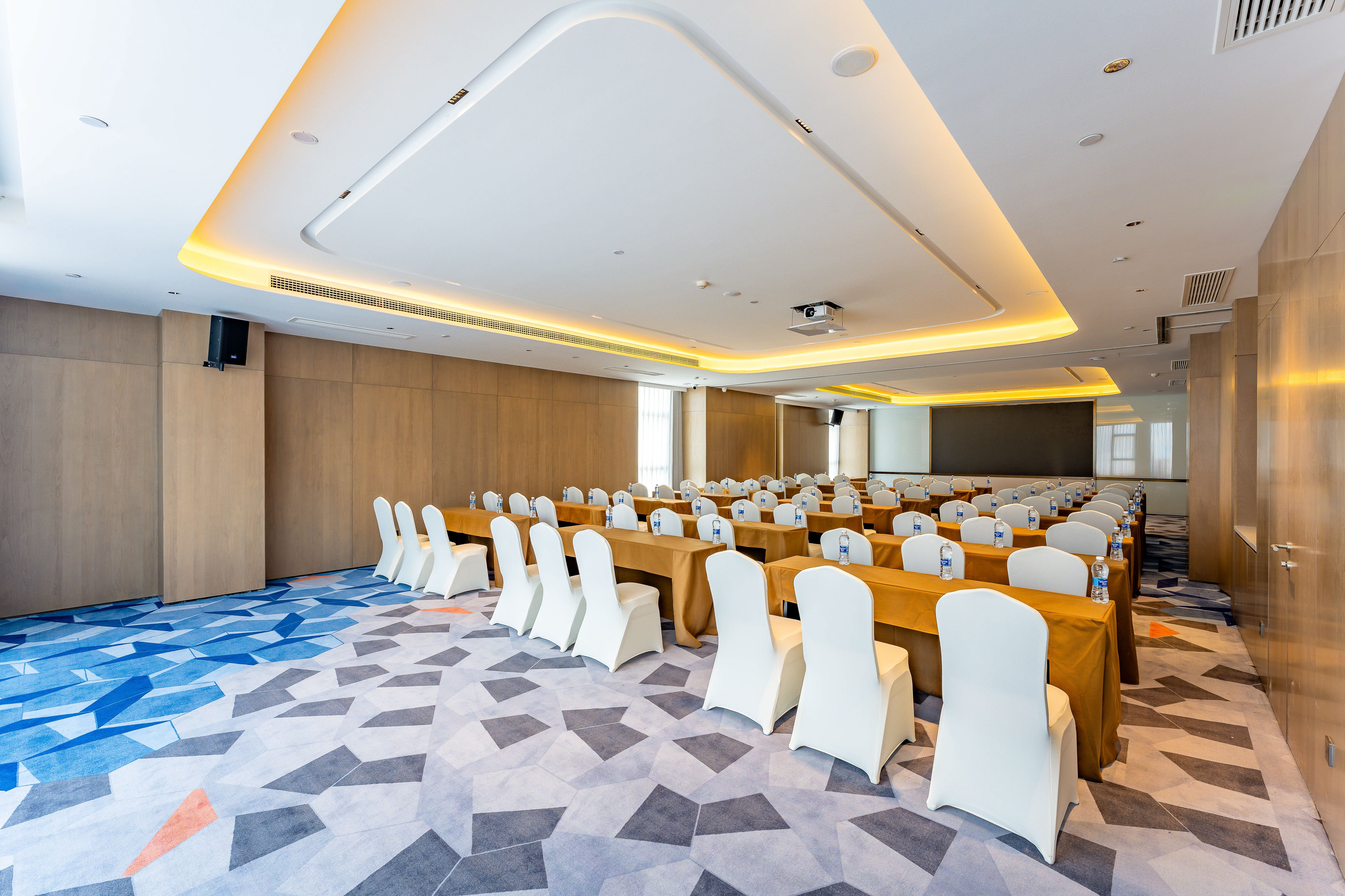 Holiday Inn Express Suzhou Bay 27/27