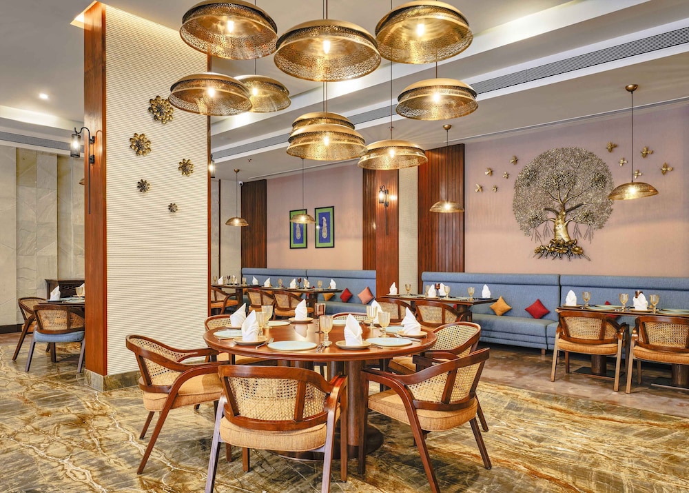 Vivanta Ahmedabad Sg Highway 29/47