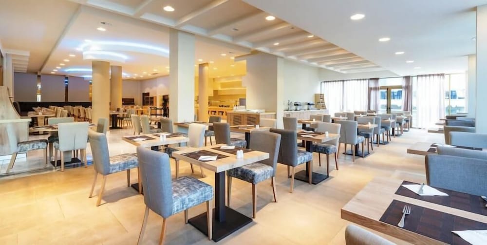 Poseidon Hotel Sea Resort 30/47
