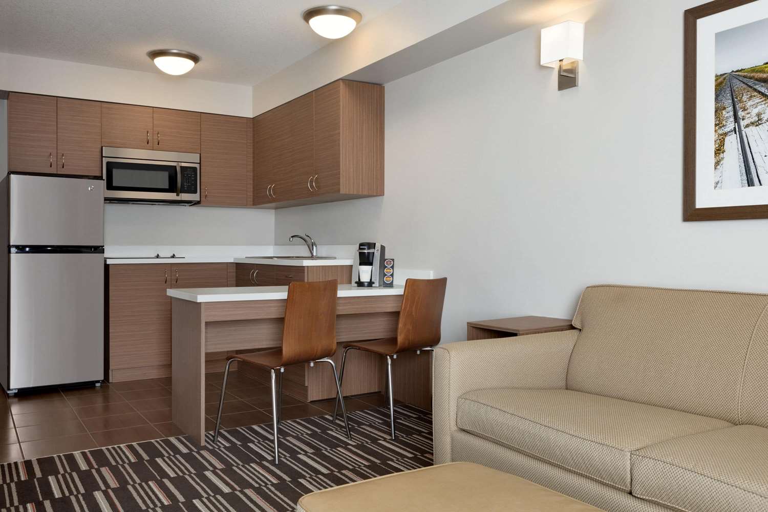 Microtel Inn & Suites By Wyndham Bonnyville 39/43