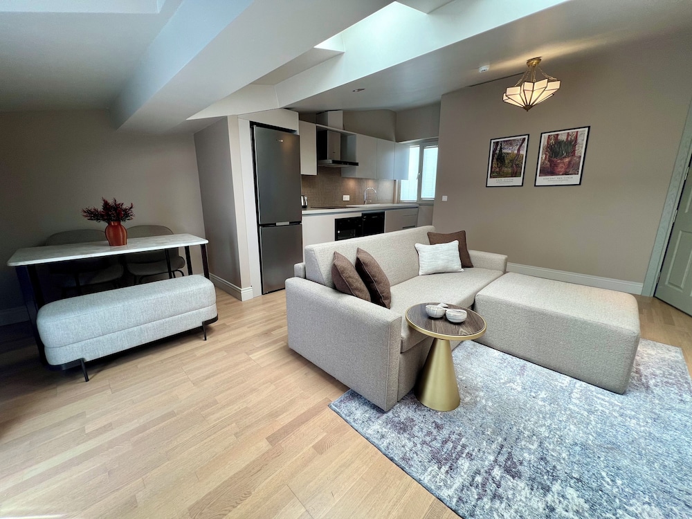 Weingart Suites Hotel 42/58