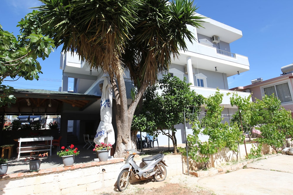 Vila Enea 33/44