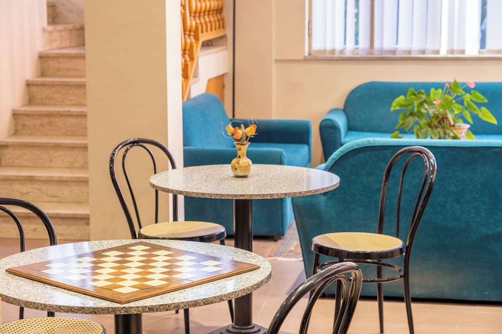 Trasimeno Hotel 25/28