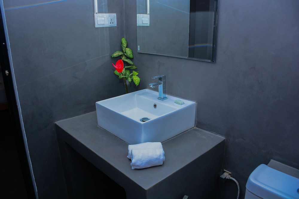 Hotel Star White Negombo 48/50