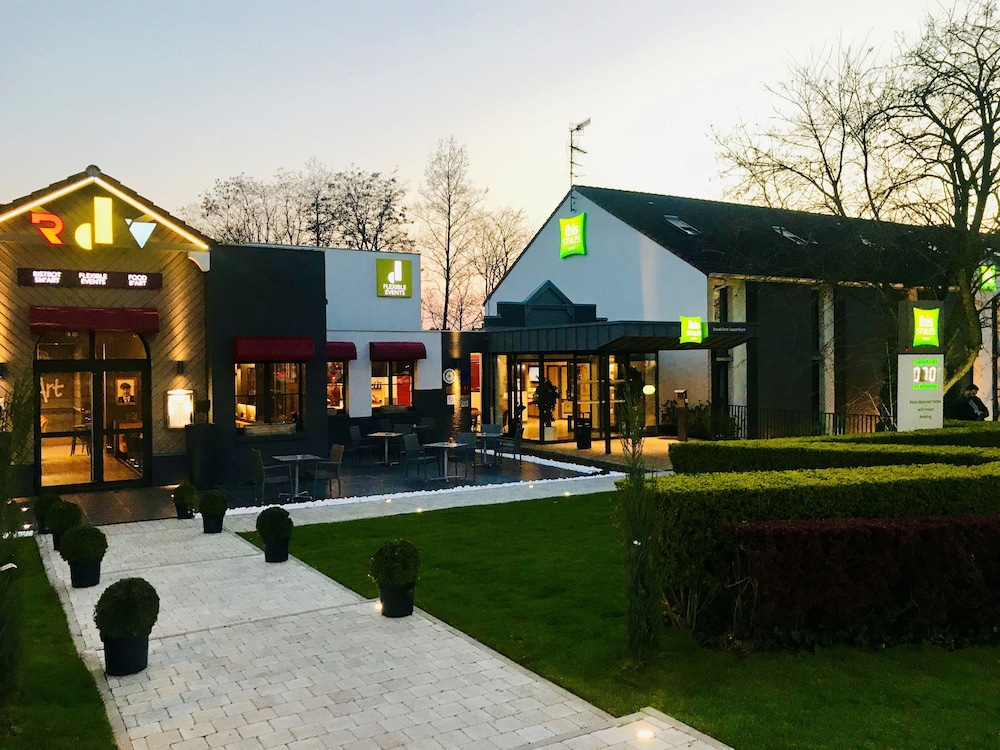 Ibis Styles Douai Gayant Expo Train Station 66/71