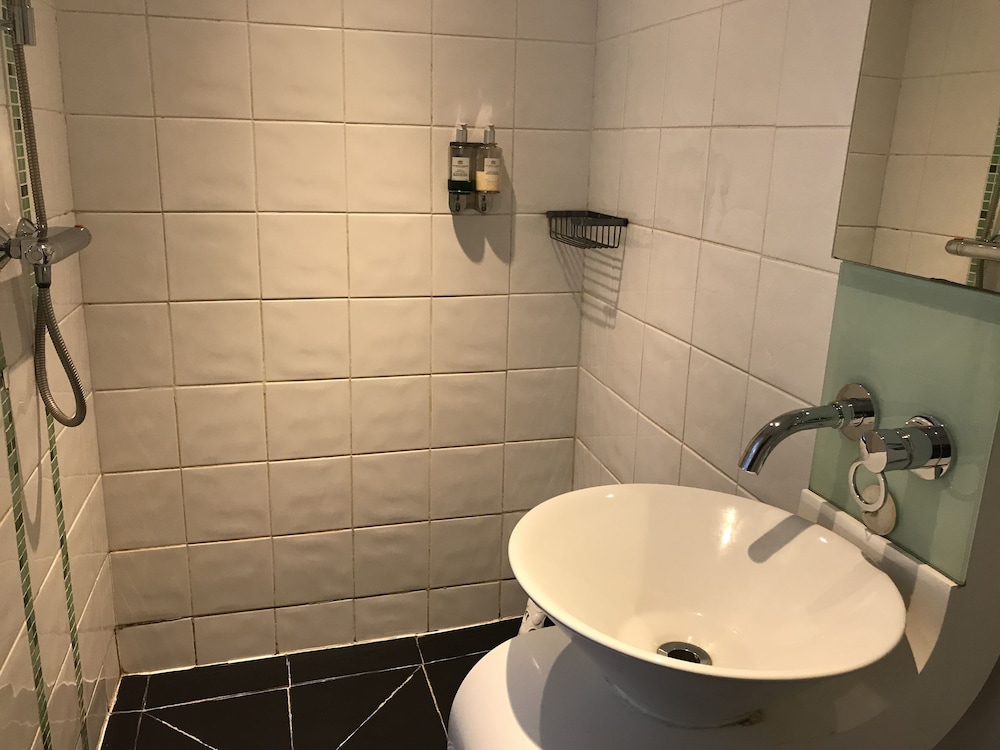 Kempfield House Hotel 37/50
