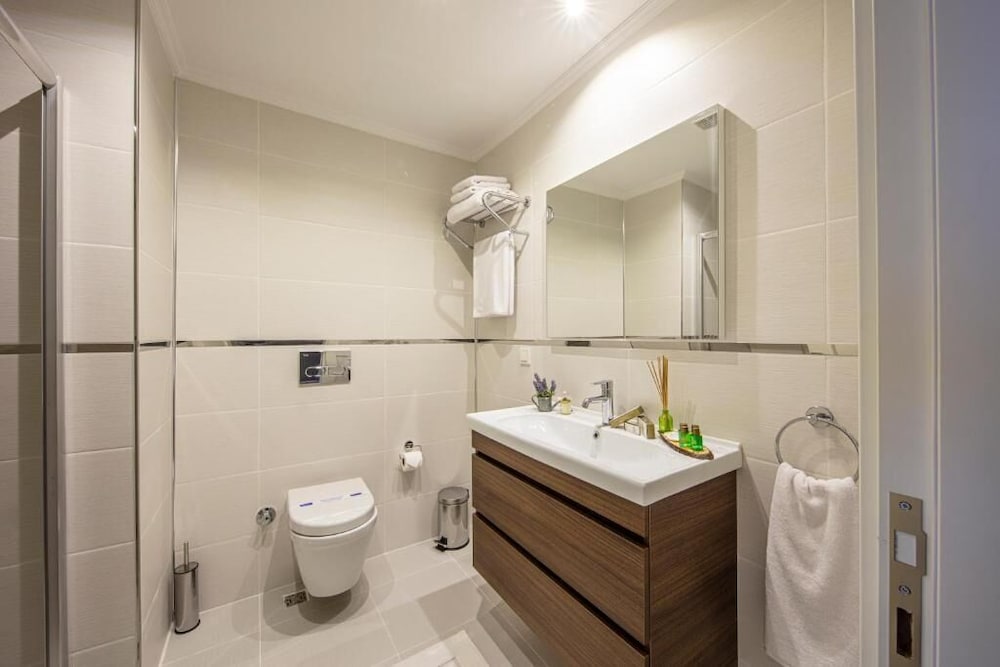 Mr Beyaz Butik Hotel 54/58