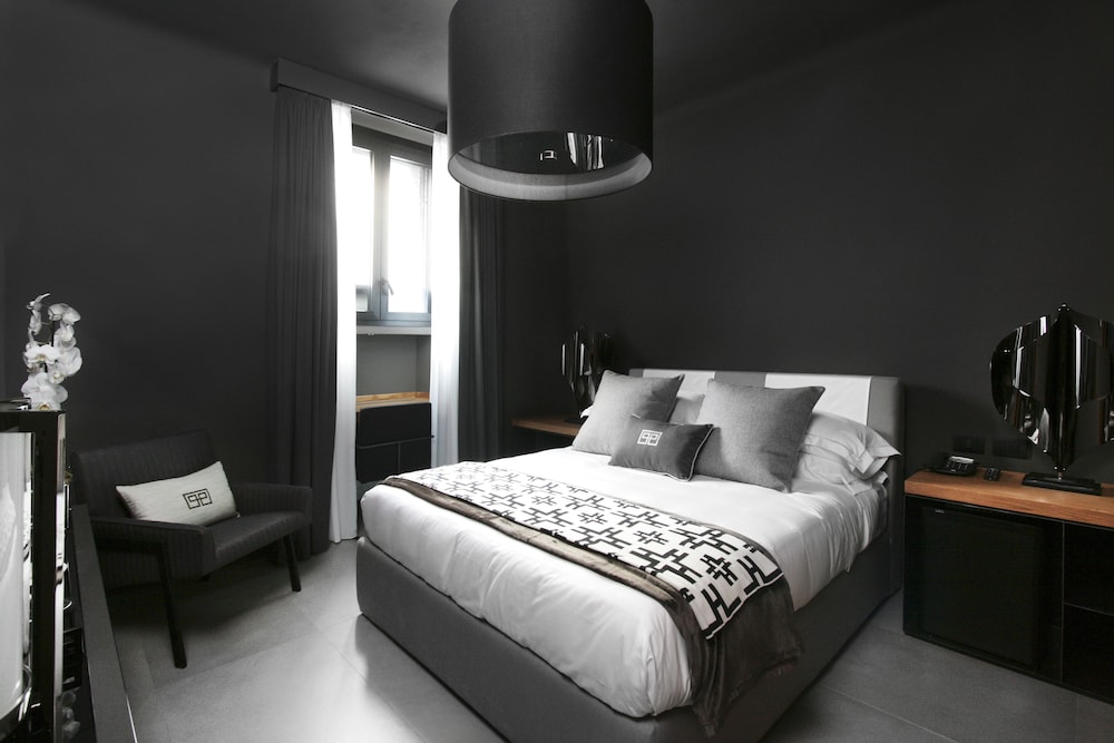 Parioli Place 4/45