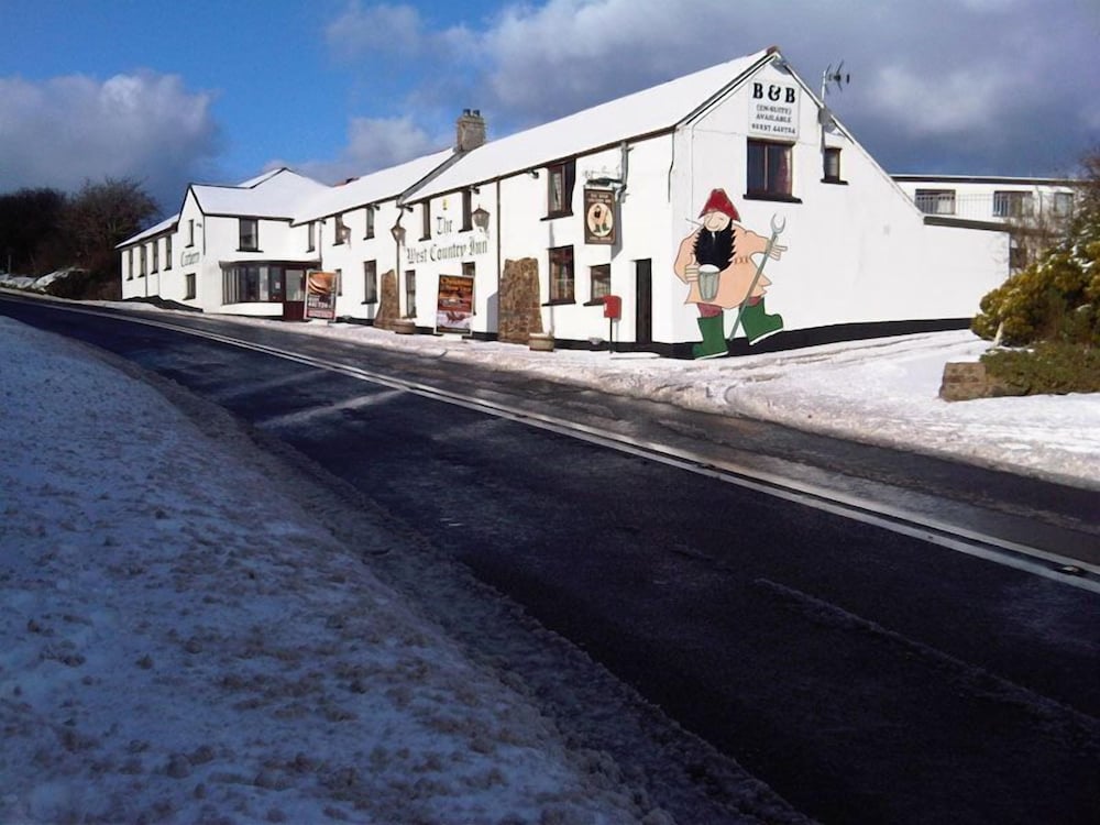 The West Country Inn 58/61