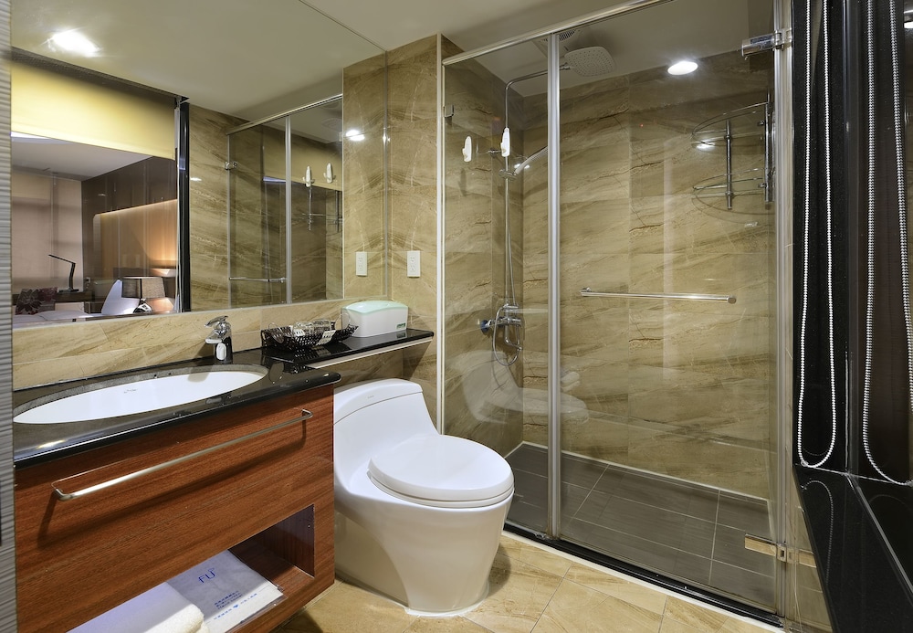 Jinsha Lake Side Hotel 46/49