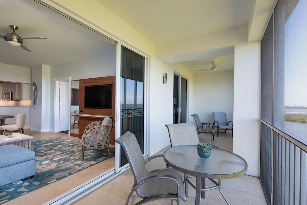 Westin Cape Coral Resort Formely the Resort At Marina Village 37/75