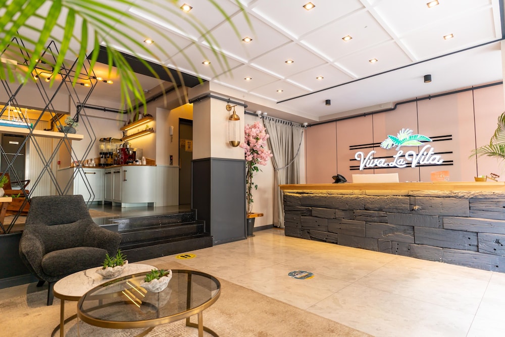 Viva La Vita Hotel Bornova 7/40