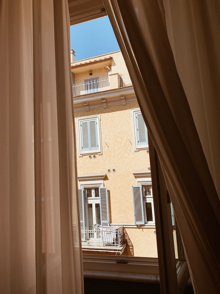 Residenza Sciarra 45/66