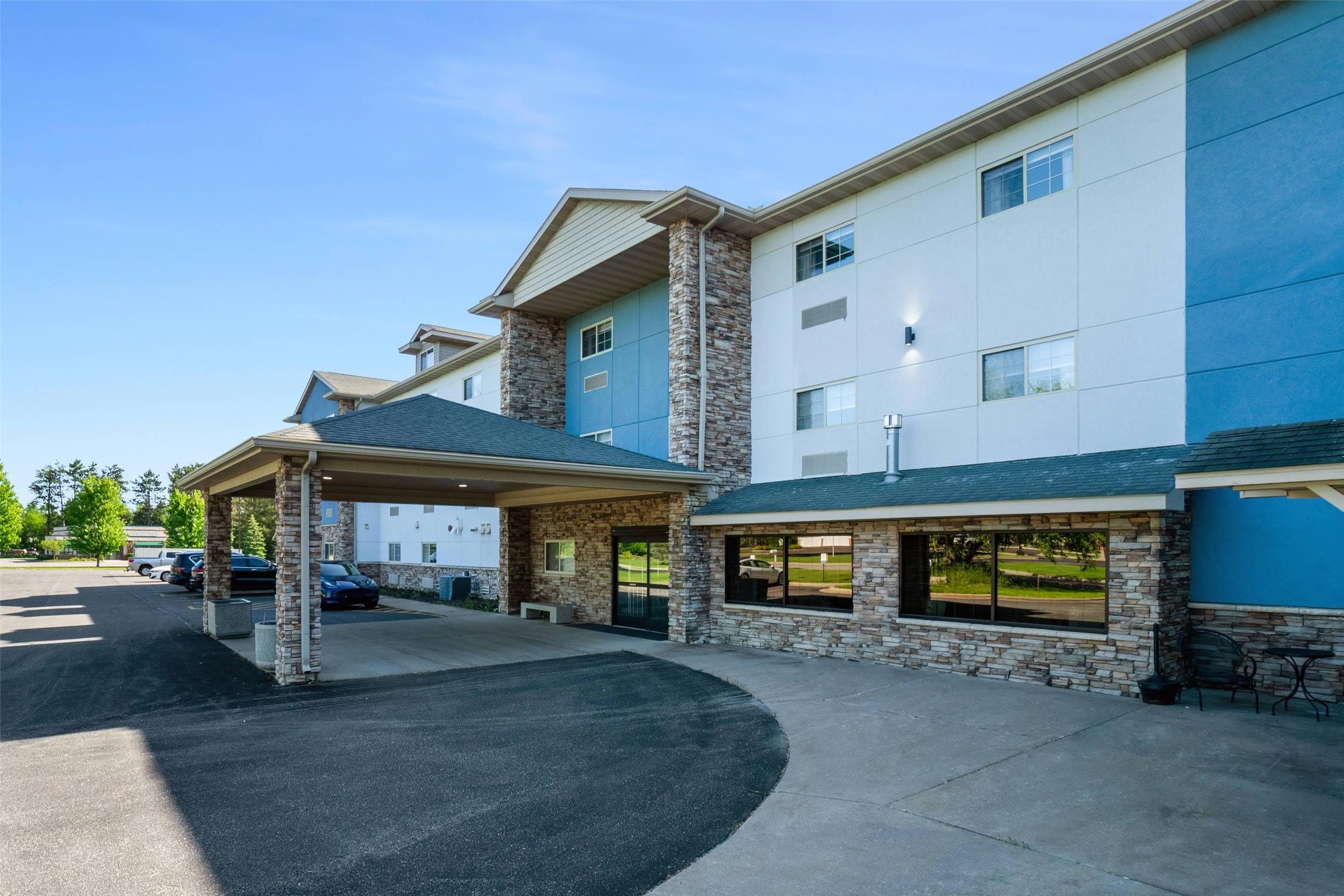 Comfort Inn & Suites Weston - Wausau 24/25