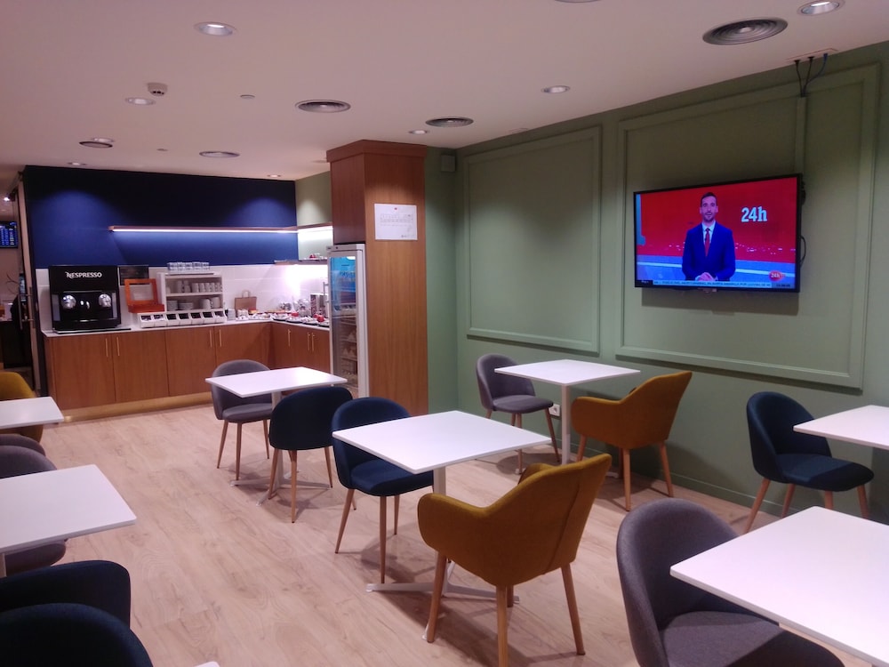 Air Rooms Madrid Airport By Premium Traveller 42/53