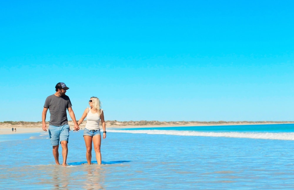 Beaches Of Broome 24/30