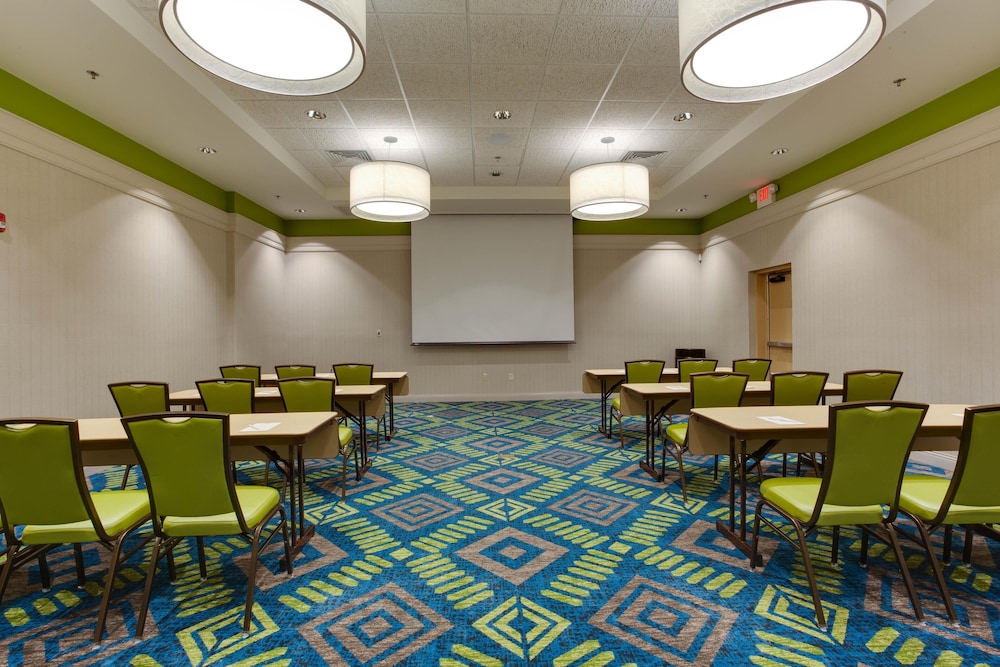 Drury Plaza Hotel Columbia East 44/50