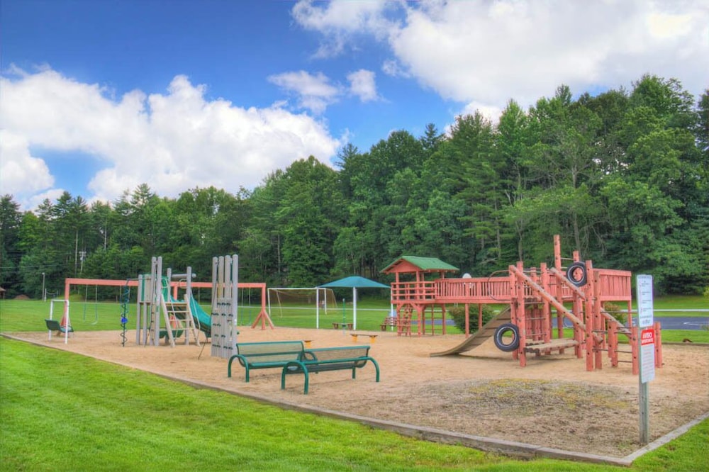 Foxhunt At Sapphire Valley 54/65