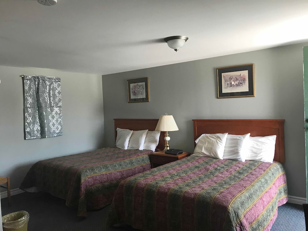 The Gables inn 18/64
