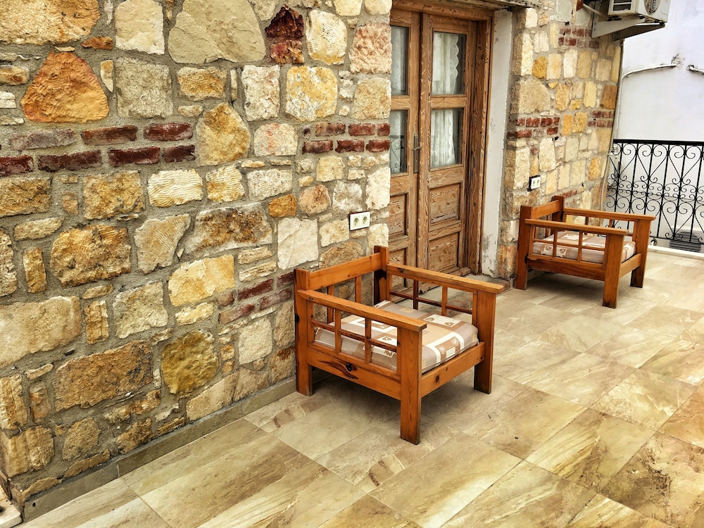Parmis Boutique House 32/50