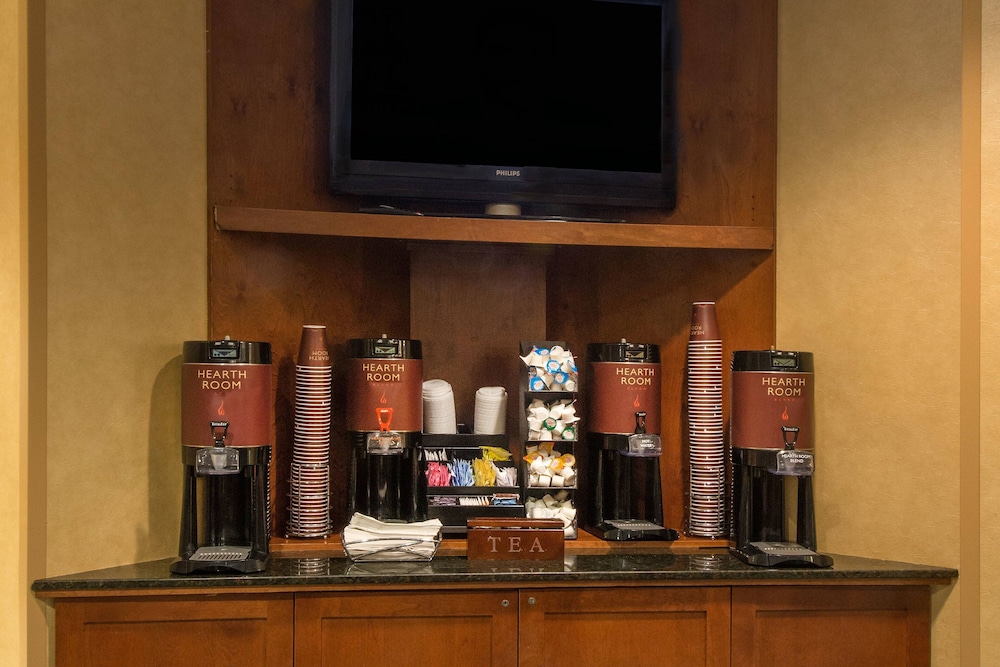 Residence Inn by Marriott Fayetteville Cross Creek 11/36