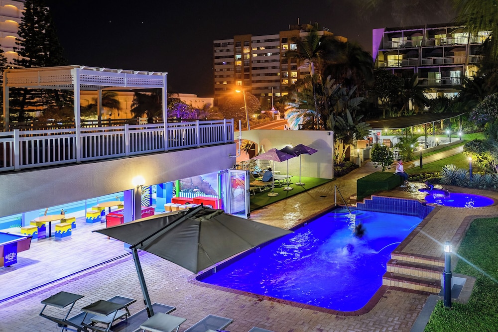 Umhlanga Cabanas 25/35