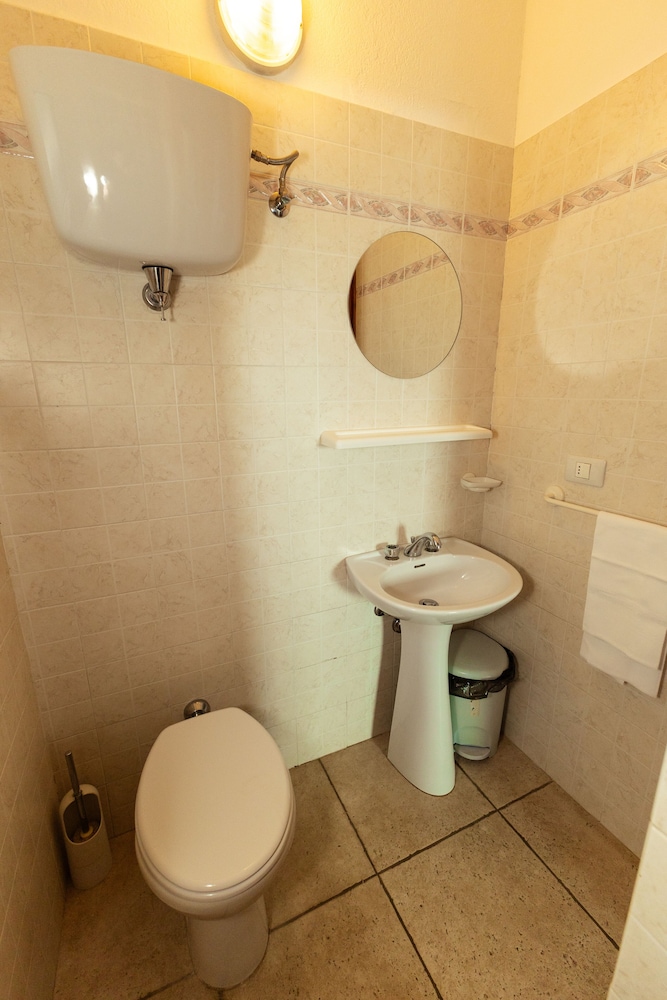 Camping Villaggio Cerquestra 48/50