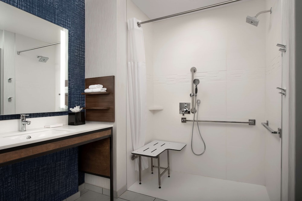 Hilton Garden Inn San Jose Airport 14/51