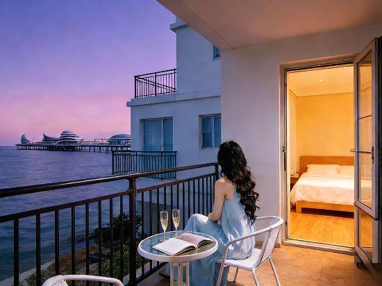 Ramada Encore by Wyndham Linqu Downtown 23/37
