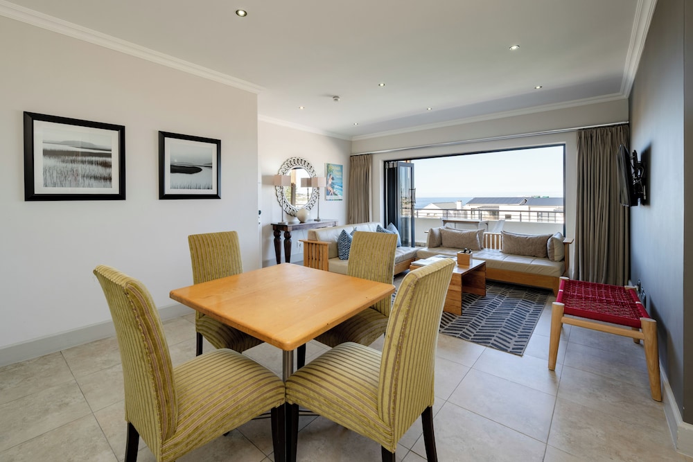 Harbour Square Hermanus Apartments 31/50