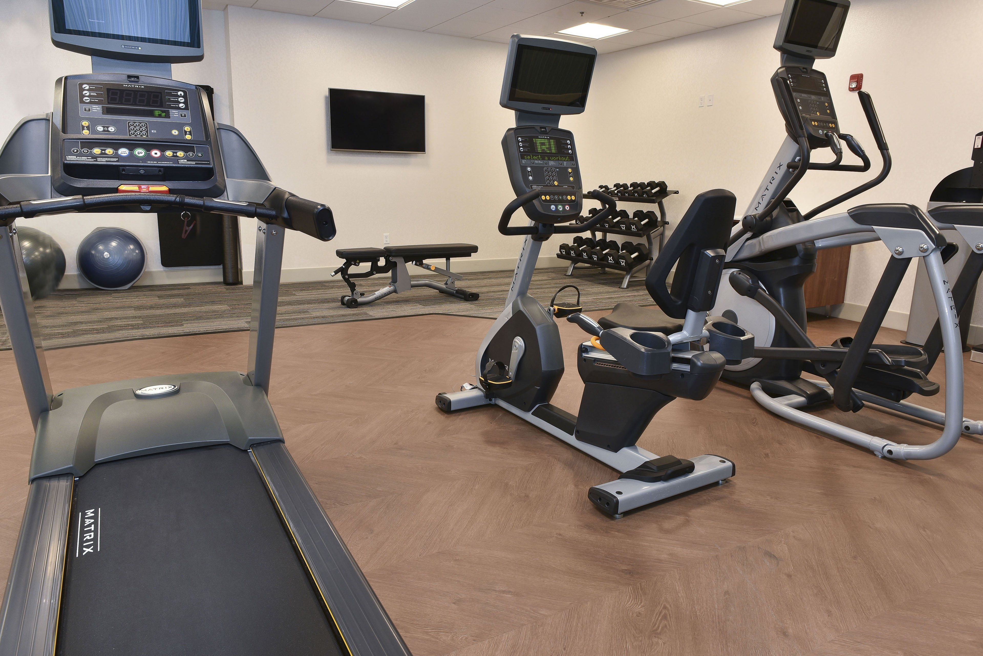 Holiday Inn Express Suites Madisonville 23/30
