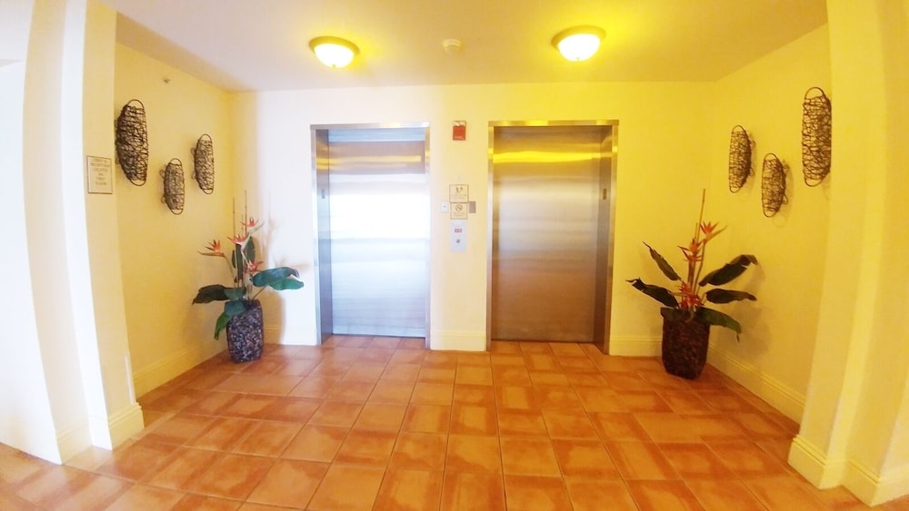 Lover's Key Resort by Check-In Vacation Rentals 39/70