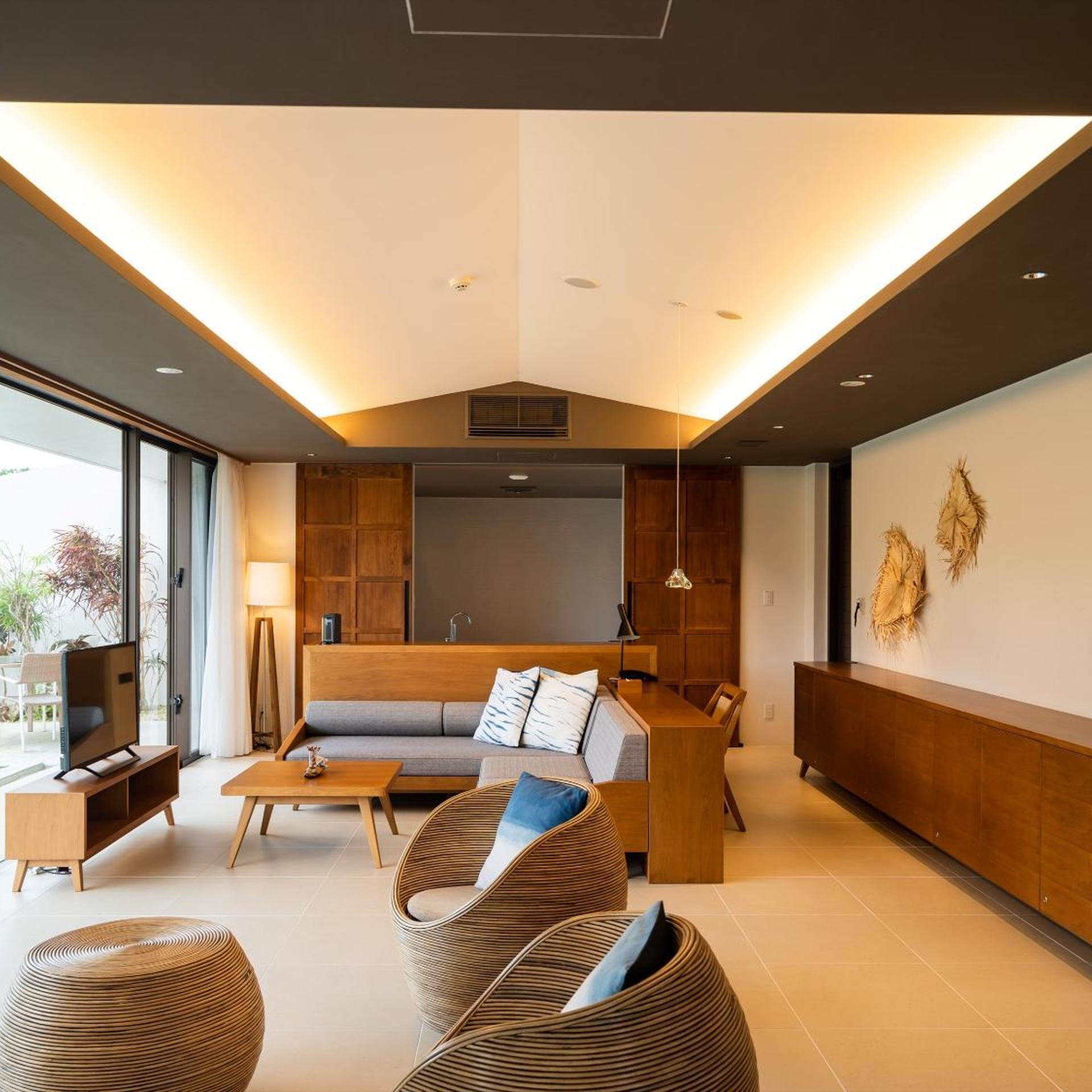 Suite, Villa, Triple