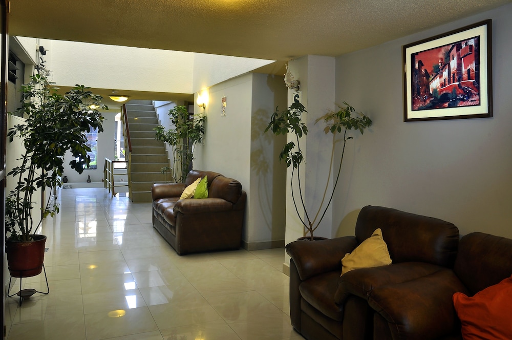 Hotel Balsa Inn 8/51